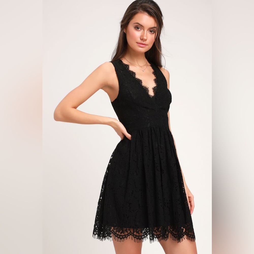 Lulus In This Moment Black Lace Sleeveless Skater Dress Size M